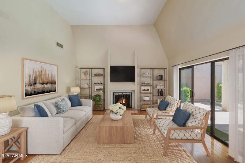 Great Rm with Fireplace