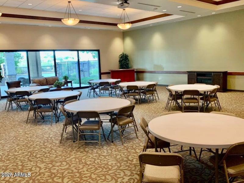 COMMUNITY CENTER BANQUET ROOM