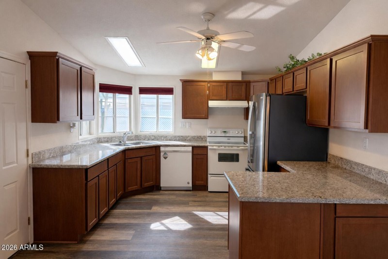 3700 13 Kitchen from island