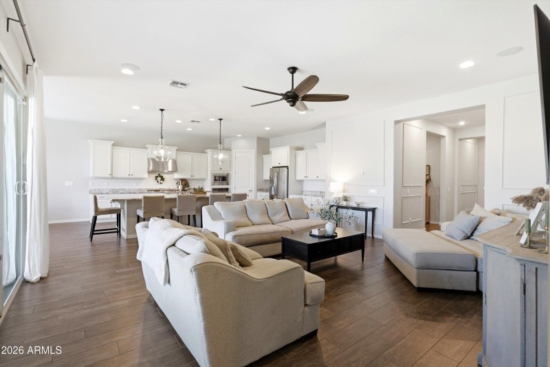 Open Living Space/Great Room