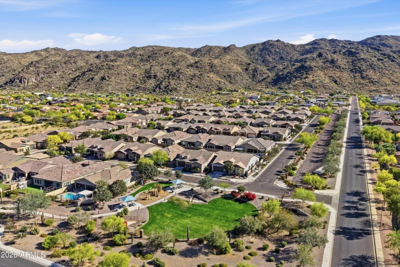 Close to Trails & Hiking