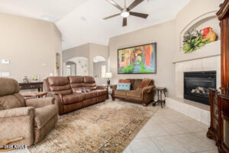 GreatRoomShadySpring