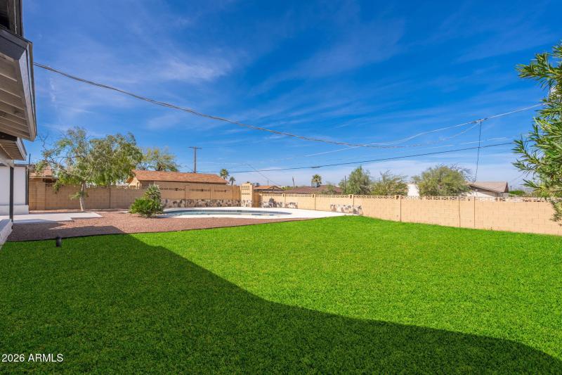 108 E Monte Way - 34 (2)