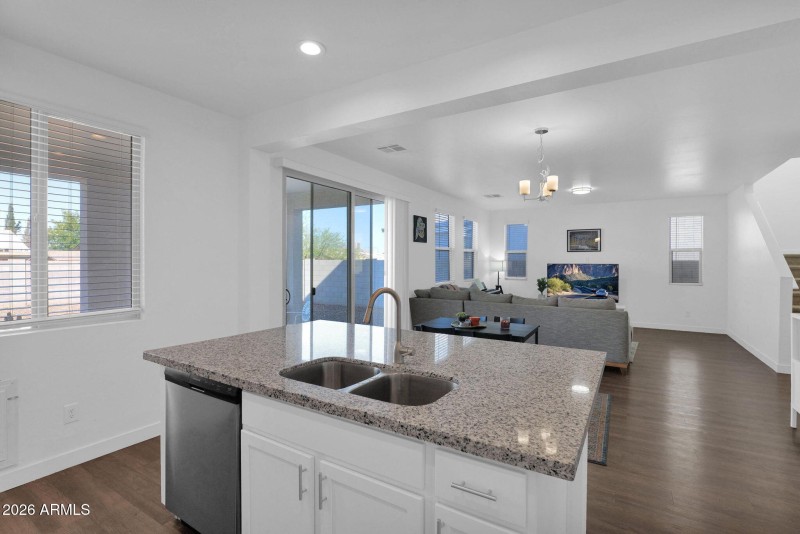 30-web-or-mls-P1570588