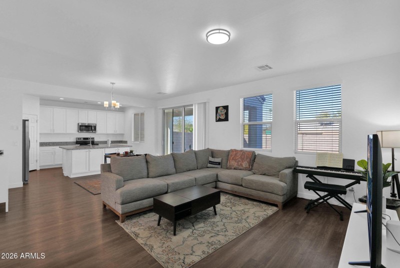 22-web-or-mls-P1570568