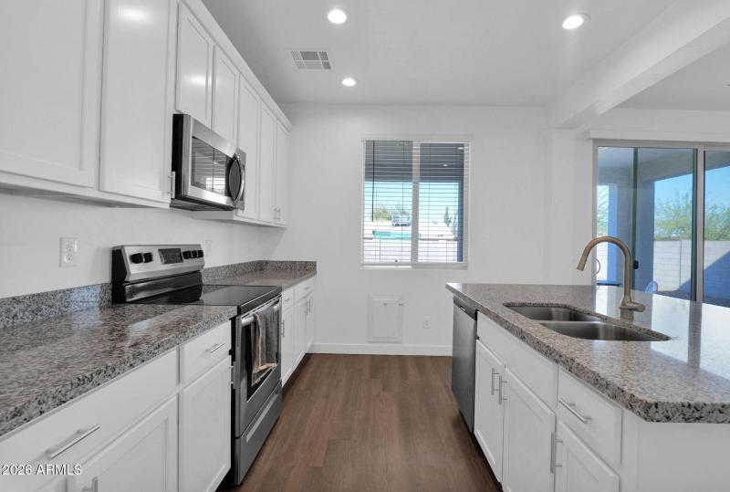 29-web-or-mls-P1570586