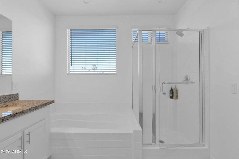 16-web-or-mls-P1570560