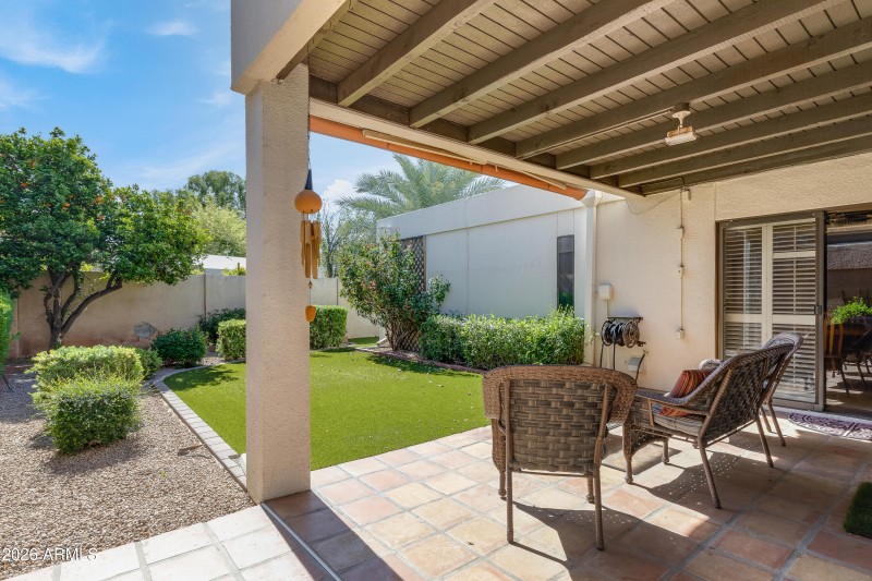 Manicured & Serene Backyard