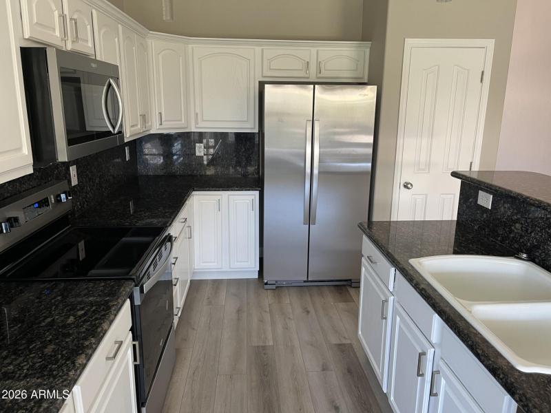 refrigerator Whirlpool