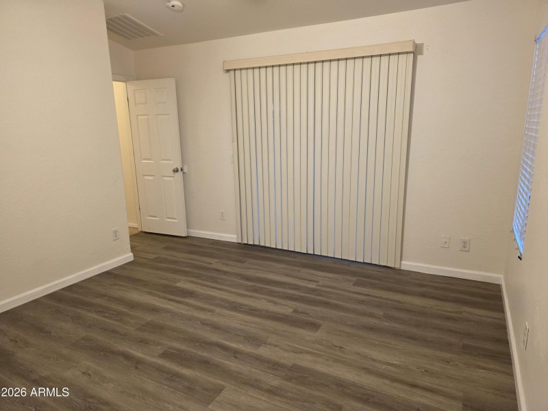 2521 W Desert Spring Way Pic #1