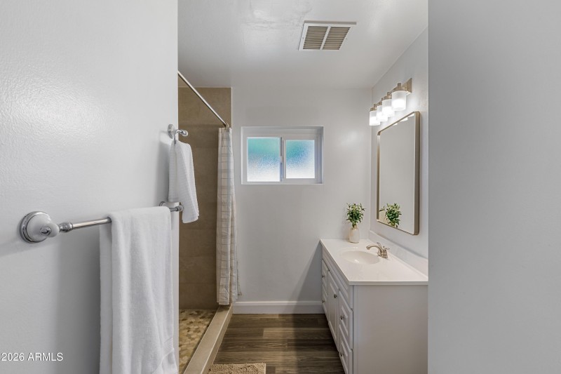 1807 E San Miguel-16