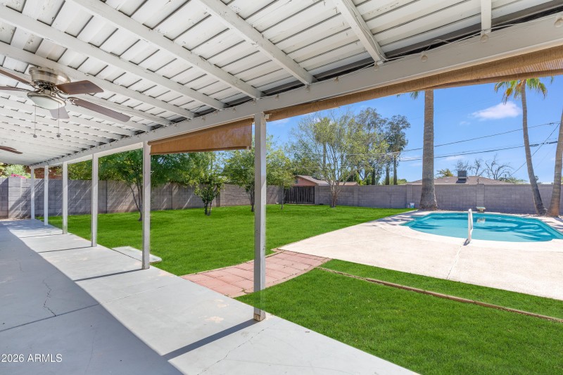 1807 E San Miguel-23