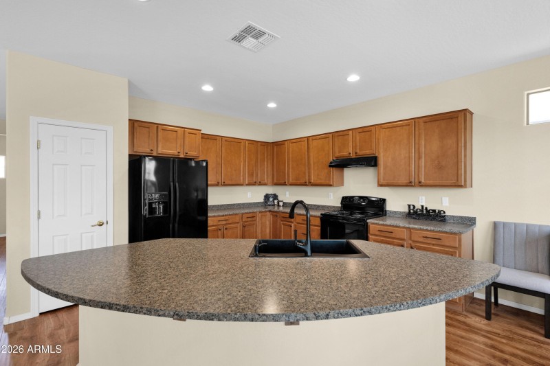 42485 Abbey - 11Kitchen