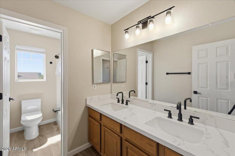 41-4622_Happy_Coyote_Trl_41