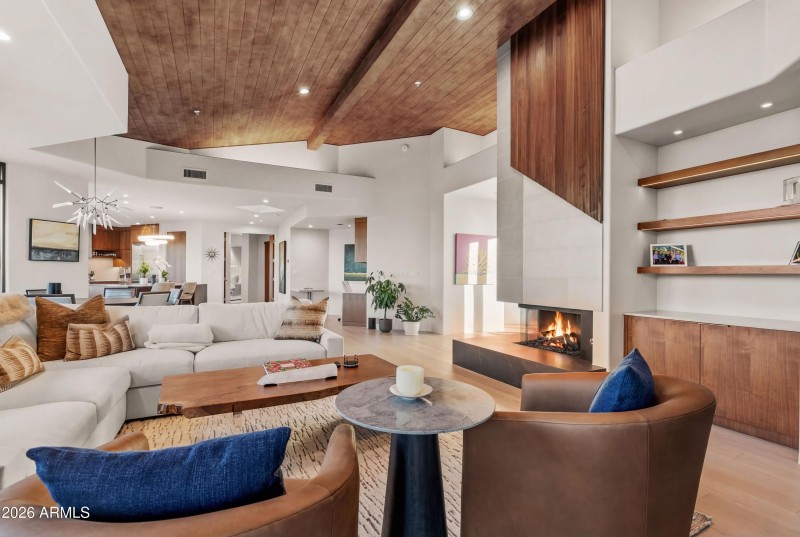 007_Contemporary Warmth