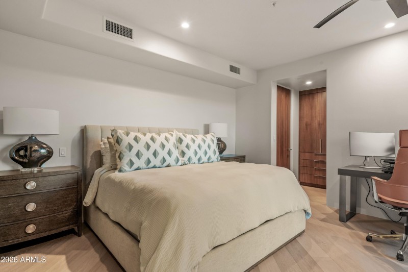 025_Spacious Bedroom 2