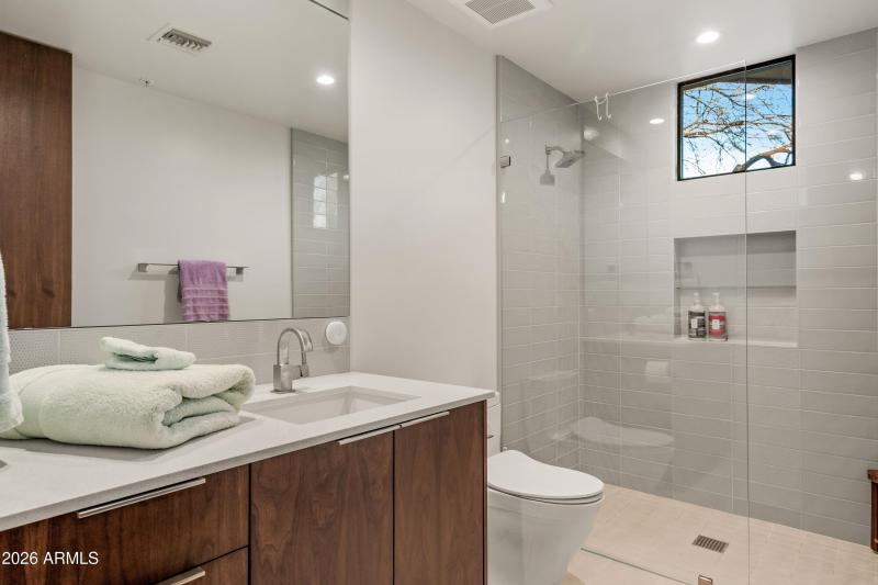 026_Bedroom 2 Bath Details