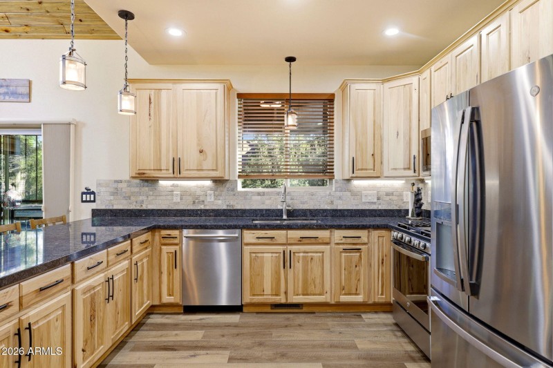 3408PonderosaLp-HeberOvergaard-AZ-16