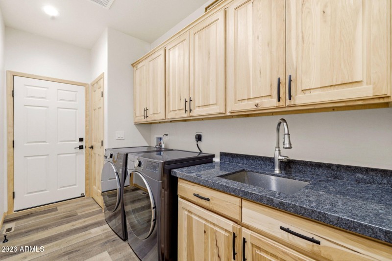 3408PonderosaLp-HeberOvergaard-AZ-23