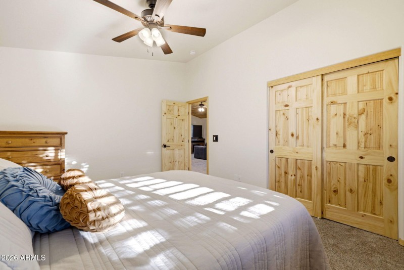 3408PonderosaLp-HeberOvergaard-AZ-31