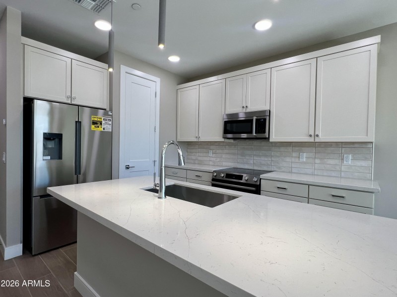 Quartz Kirchen Counters