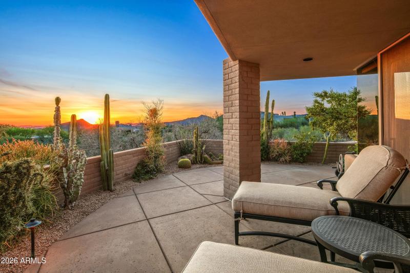 026_Primary Patio Privacy