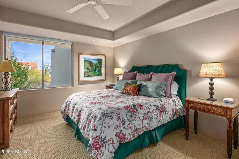 031_Split Guest Ensuite