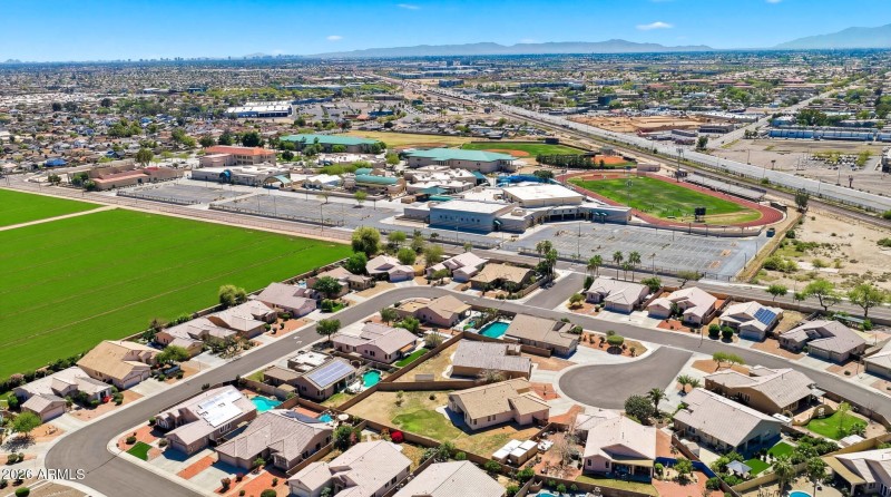 View of the neighborhood