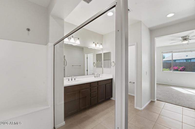 22617 E Via Las Brisas-36