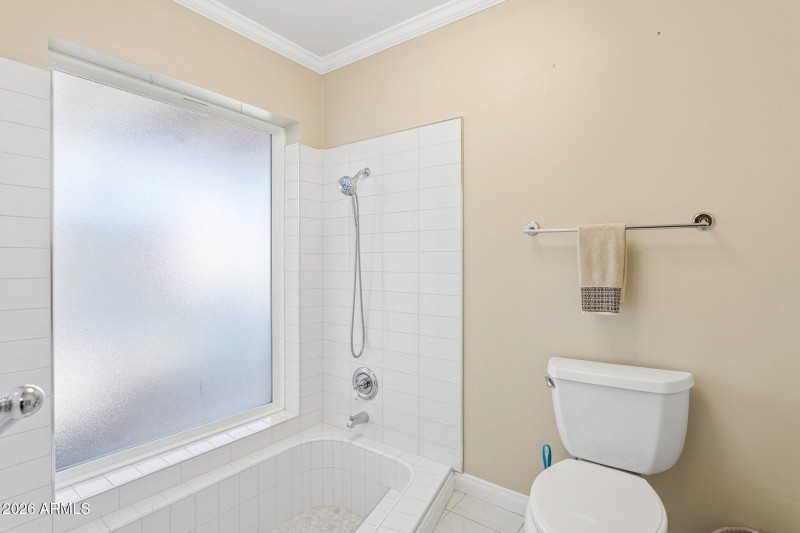 2nd Bedroom Private Bath