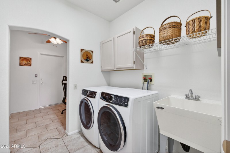 Indoor Laundry towards Office/Garage