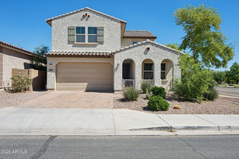 1-web-or-mls-12106-w-desert-moon-way