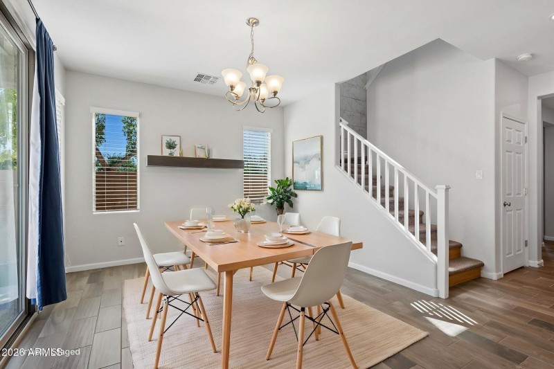 10-web-or-mls-12106-w-desert-moon-way