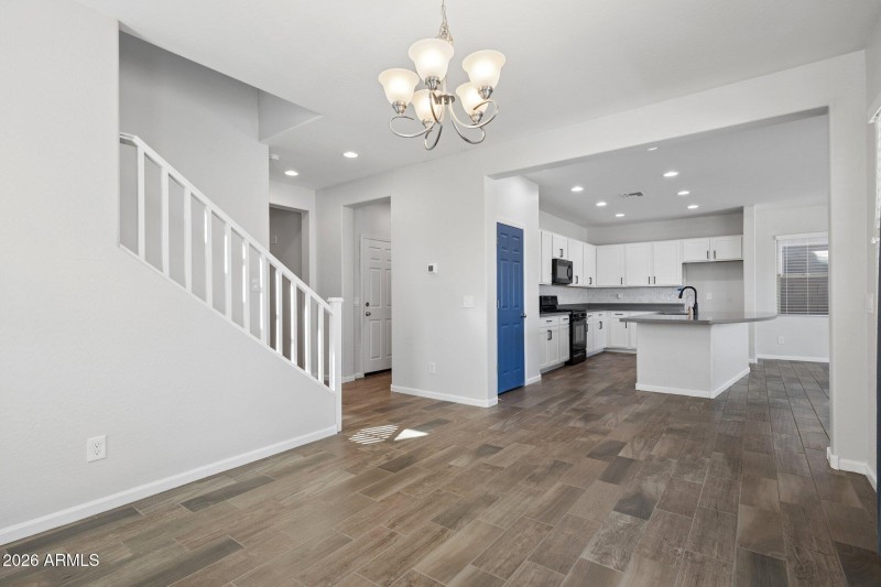 12-web-or-mls-12106-w-desert-moon-way