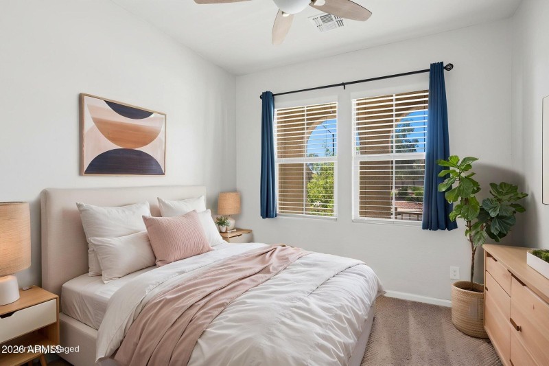 19-web-or-mls-12106-w-desert-moon-way