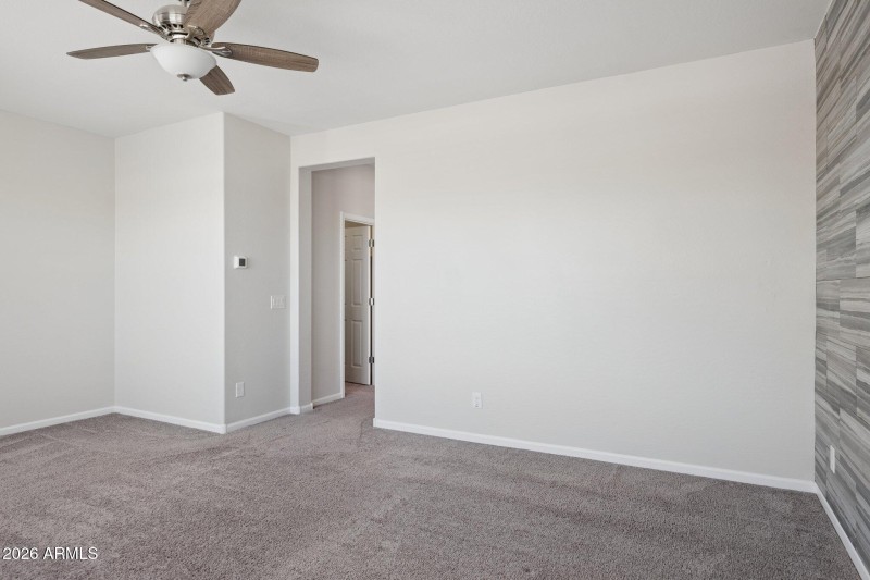 28-web-or-mls-12106-w-desert-moon-way