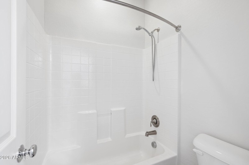 41-web-or-mls-12106-w-desert-moon-way