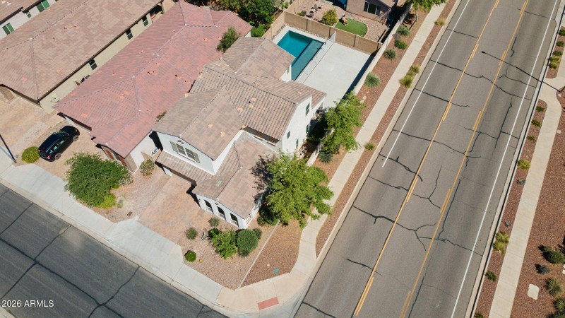 58-web-or-mls-12106-w-desert-moon-way