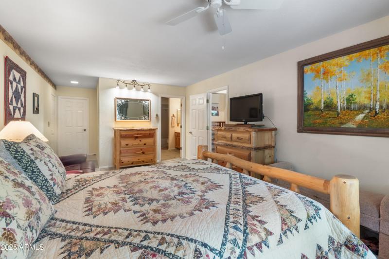 2601 Thunderbolt Circle #14A Pinetop (19