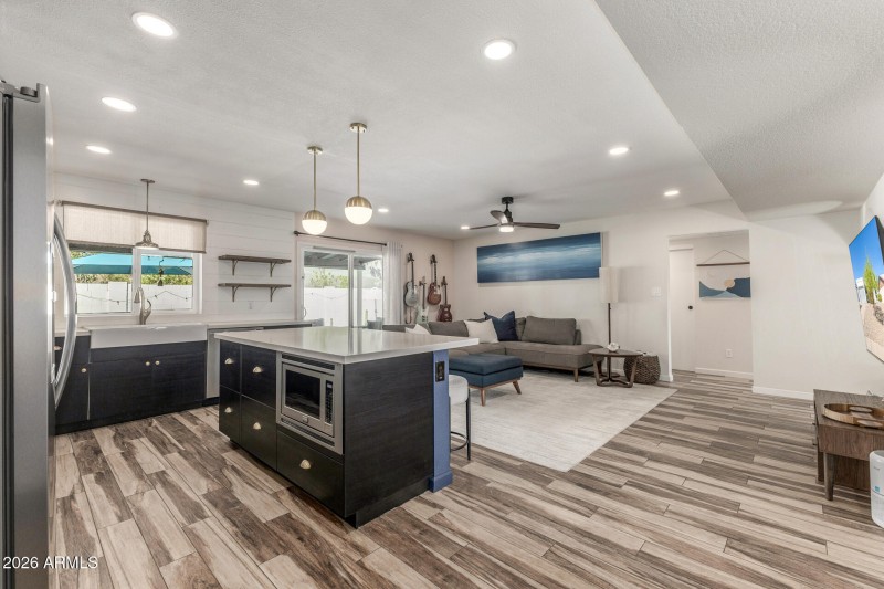 15046 N 20TH PL, Phoenix, AZ 85022