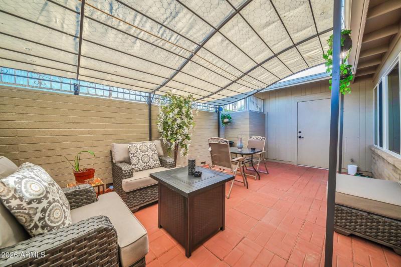 13623 N 111th Ave-33