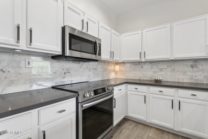 14-web-or-mls-16600-n-thompson-peak-pkwy