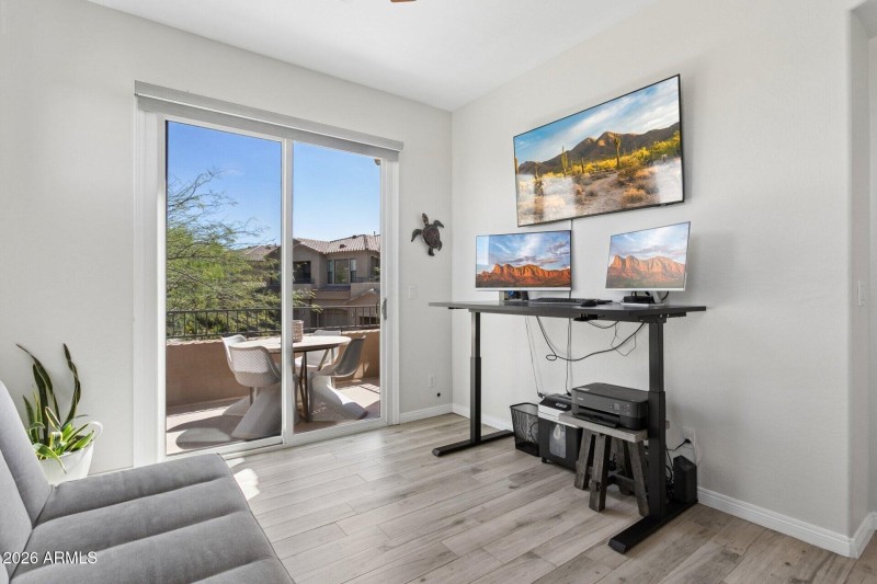 24-web-or-mls-16600-n-thompson-peak-pkwy