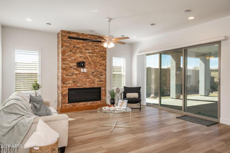 15-web-or-mls-5238-iron-vine-trl