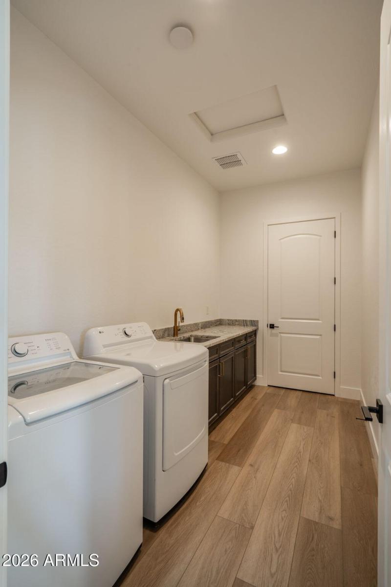 26-web-or-mls-5238-iron-vine-trl