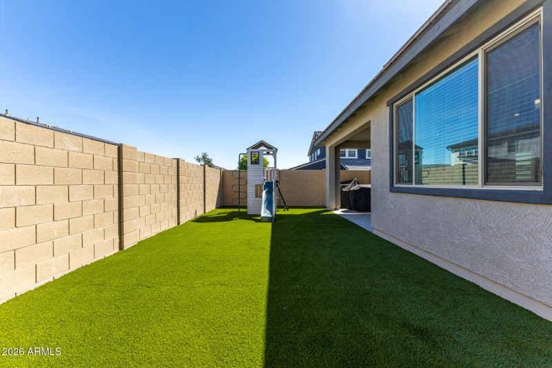 Year Round Green Turf