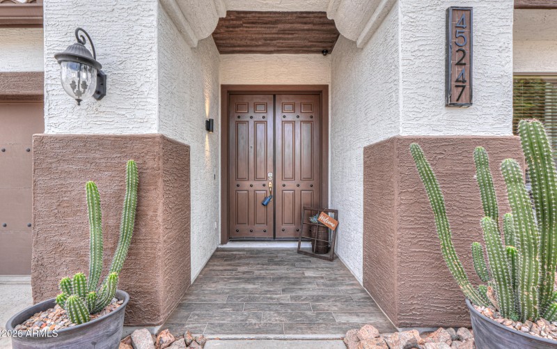 45247 W JACK RABBIT Trail