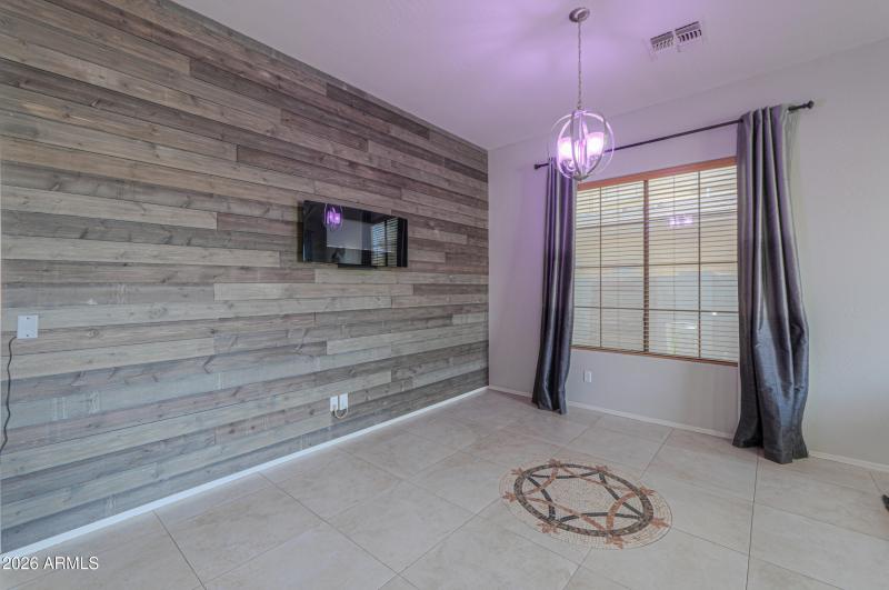 1045247 W JACK RABBIT Trail