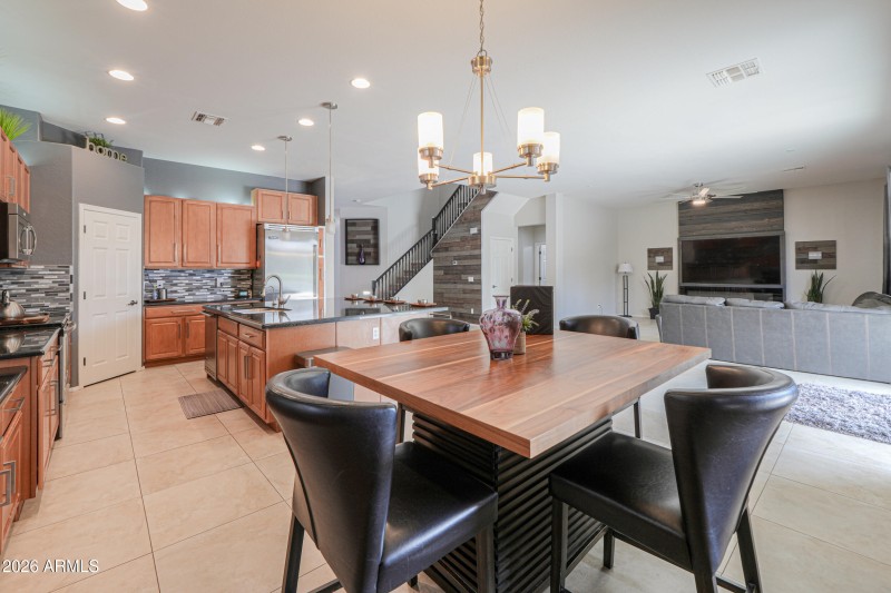 45247 W JACK RABBIT Trail