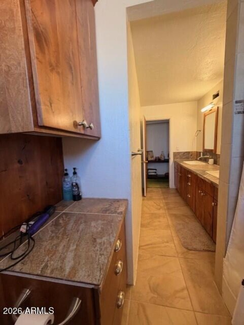 5d51016c-c230-4970-8bf2-28dee10140f5